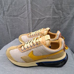 Nike Athletic Shoes in Yellow and Beige